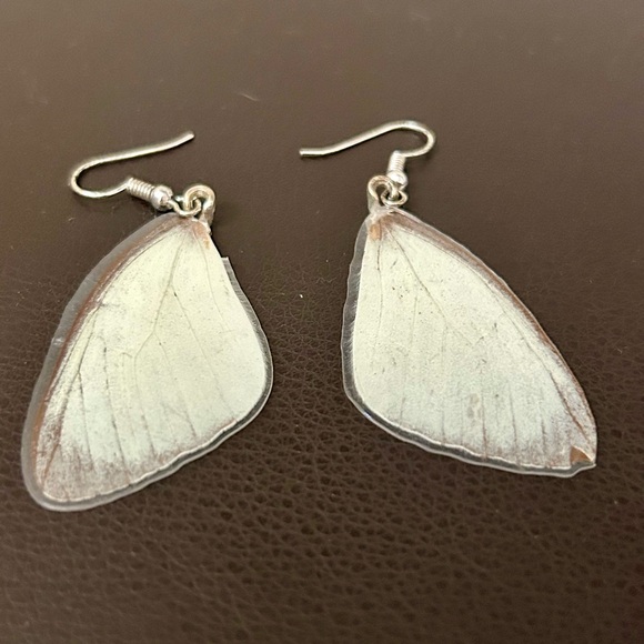 Butterfly Wings Earrings - Picture 4 of 5